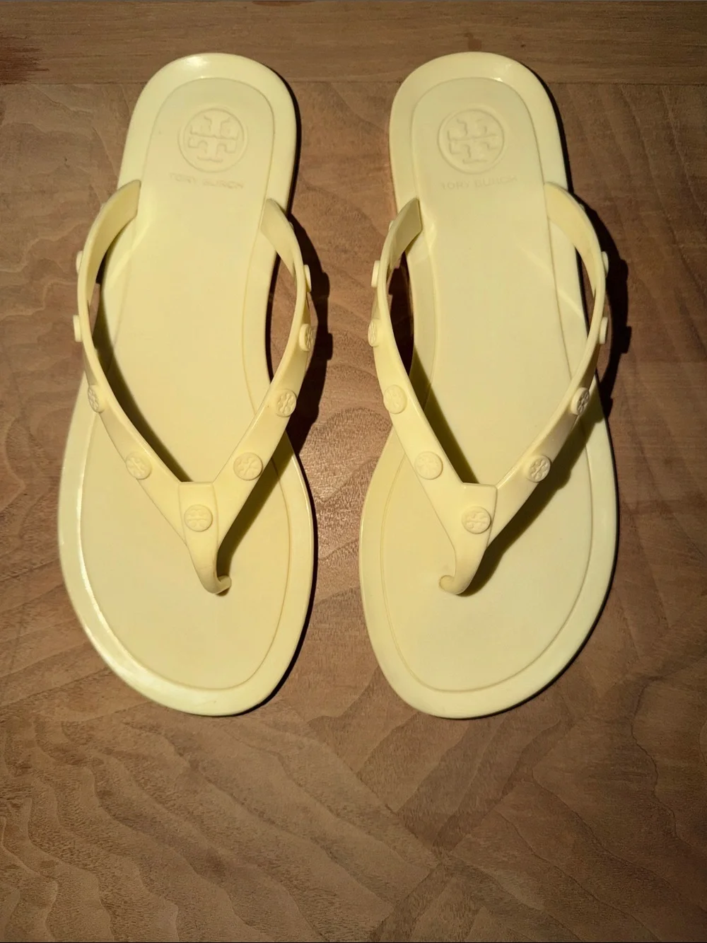 Tory Burch Studded Jelly Thong Flip Flop Sandals Size 8